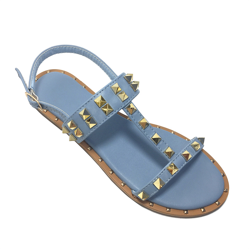 Refineda Flat Sandals with square pointed Rivets a4